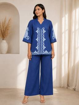 STUDIO MISRI - Blue Embroidered Straight Kurti & Pant