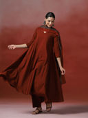 Red color option, Sold out, Currently selected