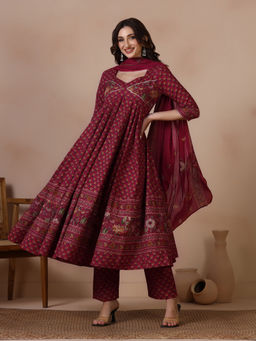 MIZAZJAIPUR - Magenta Floral Printed Straight Anarkali Kurta Pant with Dupatta