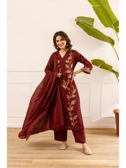 Nehamta - Maroon Embroidered Straight Kurta Pant with Dupatta