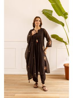 Nehamta - Black Embroidered Straight Anarkali Kurta Pant with Dupatta