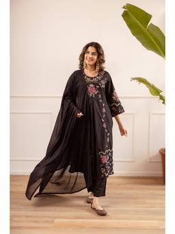 Nehamta - Black Embroidered Straight Kurta Pant with Dupatta