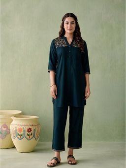 Juniper - Green Embroidered Straight Kurti & Pant