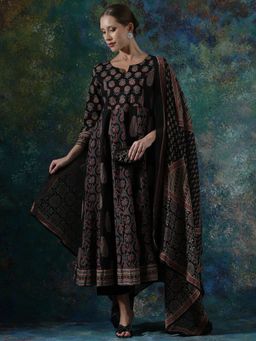 SHAHAD - Black Floral Printed Straight Anarkali Kurta Pant with Dupatta