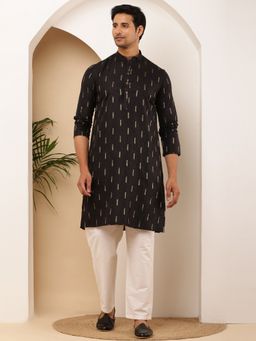 MULTI SHADES - Men Straight Black Kurta with Pyjama