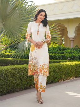 Vaamsi - Women Off White Rayon Blend Floral Printed Regular Co-Ord (Set of 2)