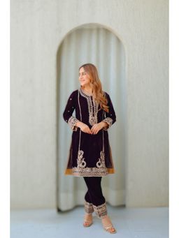 Sheetal Batra - Wine Ayat Short Kurta with Salwar (Set of 2)