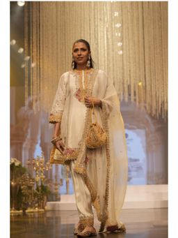 Sheetal Batra - Ziana Daisy Ivory Short Straight Kurta with Salwar and Dupatta (Set of 3)