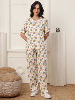 Kanvin - Women Green Floral Printed T-shirt and Pyjama