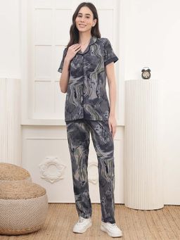 Kanvin - Women Charcoal-Green Printed Shirt and Pyjama