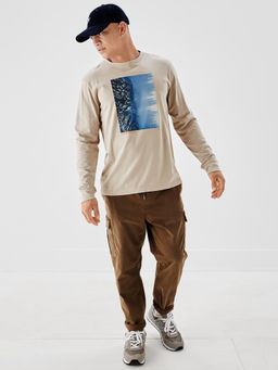 American Eagle - Men Cream Super Soft Long-Sleeve Graphic T-Shirt