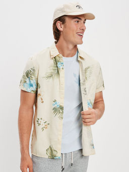 American Eagle - Men Yellow Tropical Button Up Resort Shirt