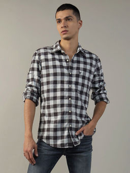 American Eagle - Men Checks Black & White Slim Fit Everyday Button-Up Shirt