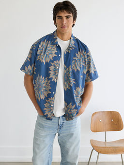 American Eagle - Men Navy Blue Floral Button-Up Shirt