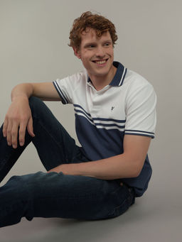 American Eagle - Men Blue Colorblock Collar Neck Regular Fit Polo T-Shirt
