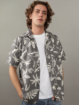 American Eagle - Men Grey Ae Floral Button-Up Poolside Shirt