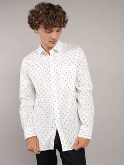 American Eagle - Men White Slim Fit Printed Button-Up Shirt