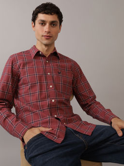American Eagle - Men Maroon Checks Full Sleeves Shirt
