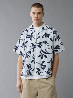 American Eagle - Men Blue Floral Button-Up Poolside Shirt