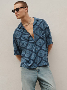 American Eagle - Men Blue Printed Button-Up Poolside Shirt