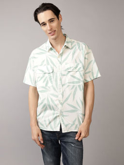 American Eagle - Men Green Button-Up Printed Poolside Shirt