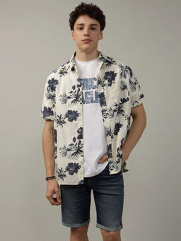 American Eagle - Men Blue Floral Button-Up Poolside Shirt