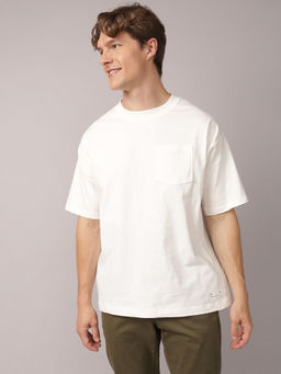 American Eagle - Men White Graphic Tees