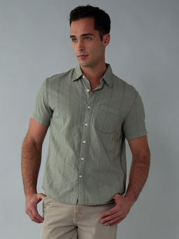 American Eagle - Men Green Poolside Embroidered Button-Up Shirt