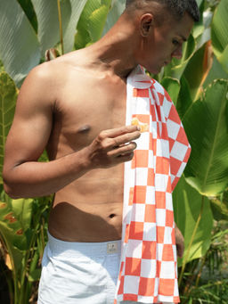 Doctor Towels - The Bath Community Citrus Checkered Bamboo Bath Towel