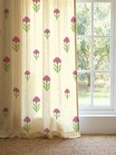 Pink color option, Currently selected