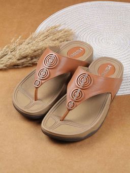 Metro - Tan Synthetic Casual Sandals Heels