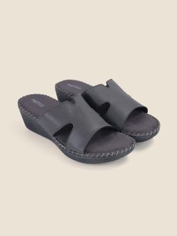 Metro - Grey Synthetic Casual Wedges Heels