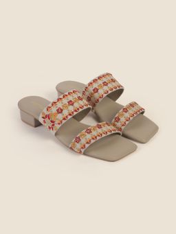 Metro - Beige Synthetic Casual Block Sandals Heels