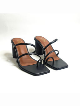 THE ALTER - Stella Black Block Heels