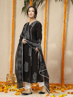 TERHA TAALI - Black Khari Print Kurta with Pant and Dupatta
