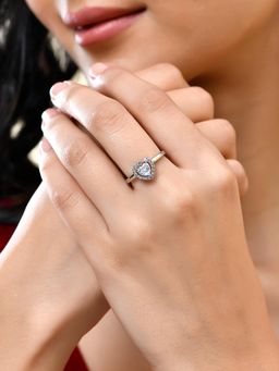 Voylla - Valentine'S Day Lover's Bliss Solitaire Ring (Adjustable)