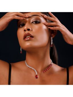 Voylla - Sparkling Elegance Dilbar Ruby Starfall Glam Hasli Necklace Set