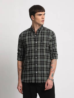 The Bear House - Men Black Checked Slim Fit Cotton Casual Shirt