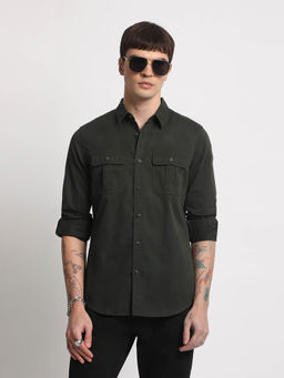 The Bear House - Men Green Solid Fit Cotton Casual Shirt with Flap Pocket