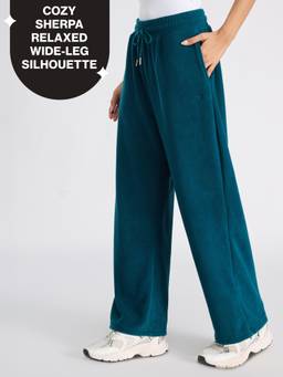 Nykd by Nykaa - Cozy Sherpa Fleece Wide-Leg Lounge Pants with Side Pockets NYLE608 Green
