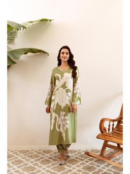 KAFTANIZE - Green Bold Floral Printed Rayon Kurta with Pant (Set of 2)
