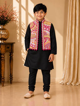 TWISHA - Woven Full Sleeve Solid Kurta with Pyjama & Printed Jacket