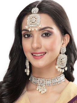 Sukkhi - Gold Plated White Kundan & Beads Choker Necklace with Earring and Maangtika