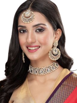 Sukkhi - Incredible Drop White Kundan & Beads Choker Necklace Earring Maangtika