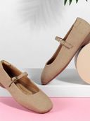 Beige color option, Currently selected