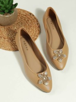 Metro - Women Beige Ballerina
