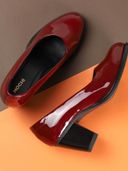 Maroon color option