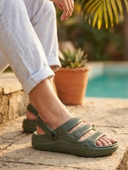 Carlton London - Men Olive Clogs