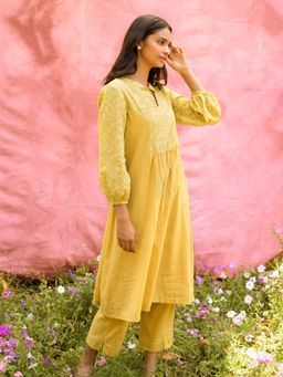 Dressfolk - Springing Marigold Dress Set (Set of 2)