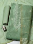 Green color option, Sold out, Currently selected